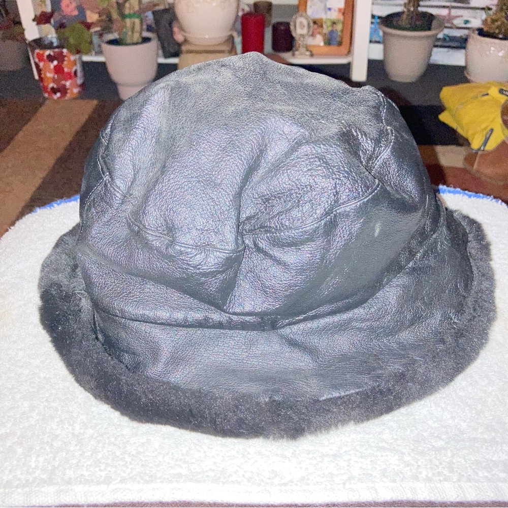 Wilsons Leather Black Bucket Hat